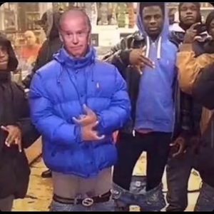 Meet your Posher, Sebastian